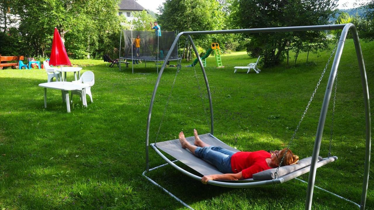 C1 Albmatte-Fewo Sauna, Hallenbad Aussenbecken Massagen Nebenan Menzenschwand-Hinterdorf المظهر الخارجي الصورة